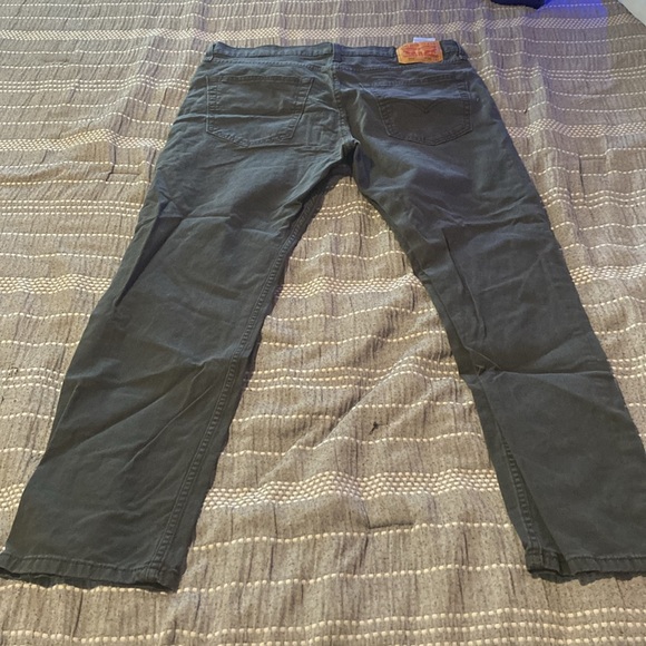 Black 502 Levi’s size 36x32 - Picture 2 of 3